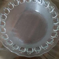 شش عدد پیاله وکاسه اصلا از جعبه باز نشده