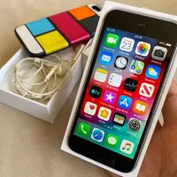 آیفون 6 تمیز خونگی