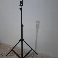 سه پایه نگه دارنده