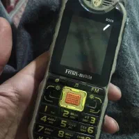 گوشی ارتشی . با گوشی ساده تعویض میکنم