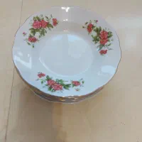 بشقاب خورش خوری چینی گل سرخ اصل قدیمی