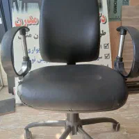 صندلی گردان جک دار