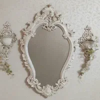 آینه و شمعدان دیواری