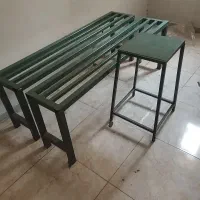 چهار پایه نیمکت