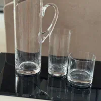 پارچ و لیوان و نیم لیوان