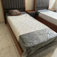 دو عدد تختخواب تک نفره