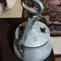 زودپز قدیمی ومحکم وظرف روحی شیر