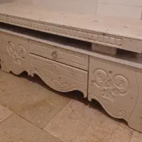 میزتلوزیون در حد نو