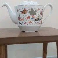 قوری بزرگ قدیمی چینی و برنجی