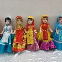 فروش عروسک با لباس سنتی قشقایی