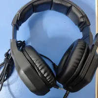 هدفون اونیکیماk10pro در حد نو