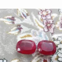 دو عدد یاقوت سرخ ۸۰ قیراطی