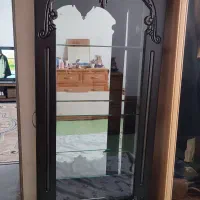 ویترین شیشه ای