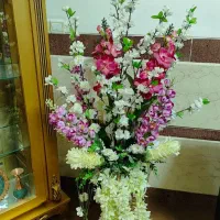 گل وگلدان