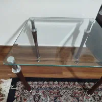 میز شیشه ای