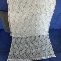 شال سفید گیپور دانتل مجلسی و روسری ترکیه‌ای