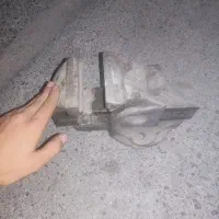گیره کوچیک ویک گیره بزر گ رو شاستی