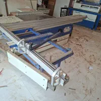 شاگرد جهت کار در کابینت سازی همراه با اموزش