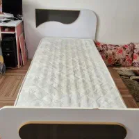 دو عدد تخت خواب تک نفره با خوش خواب