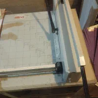 دستگاه برش کاغذ و کتاب