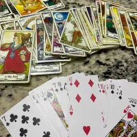 پیشگویی و فال