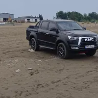 کی‌ام‌سی T8، مدل ۱۴۰۰