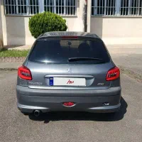 پژو 206 تیپ ۲ عروسک