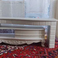 میز چوبی تلویزیون