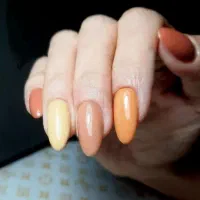 آفر ویژه کاشت ترمیم لمینت هر مدل ناخن
