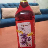 عصاره گیاهی زعفران رنگ طبیعی خوش رنگ