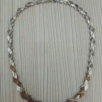 گردن بند و انگشتر نقره