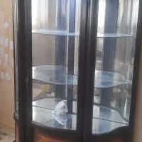 گنجه سه طبقه + یک طبقه در پائین  با لامپ هالوژن