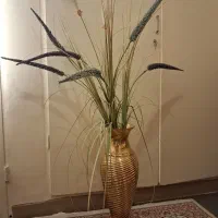 گل و گلدان
