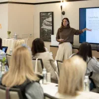 کلاس خصوصی زبان انگلیسی (حضوری و آنلاین)