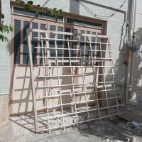 پنجره فلزی مناسب باغ ویلا