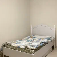 تخت خواب یکو نیم نفره با کشو