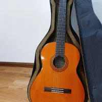 گیتار نو یاماها C70 و هارد کیس