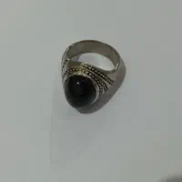 انگشت کهنه قدیمی