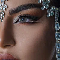 میکاپکار حرفه ای عروس و همراه