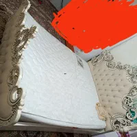 تخت سلطنتی با تشک و دوعدد پاتختی