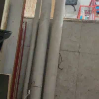 دو عدد لوله سبز دو اینچ و یکی یک اینچ