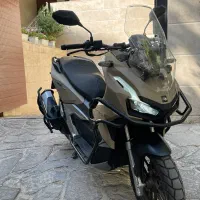 Honda adv160