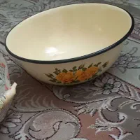 کاسه لعابی بزرگ