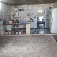 منزل مسکونی بهمراه باغچه
