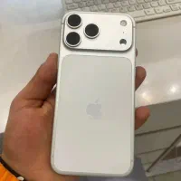 اپلiphone17promax256G یک بار شارژ