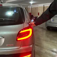 استخدام کارشناس رنگ و بدنه خودرو در اتاق رنگ