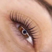 لیفت تخصصی مژه و ابرو (با تخفیف به مدت محدود)