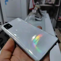 موبایل بسیار تمیز