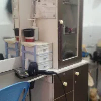 دکورارایشگاه زنانه و مردانه