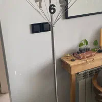 ساعت ایستاده مینیمال